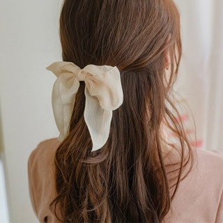 뒷모습까지 예뻐보이는 사랑스러운 무드의 하늘하늘 쉬폰 시스루 리본 헤어핀 hairpin 벚꽃룩