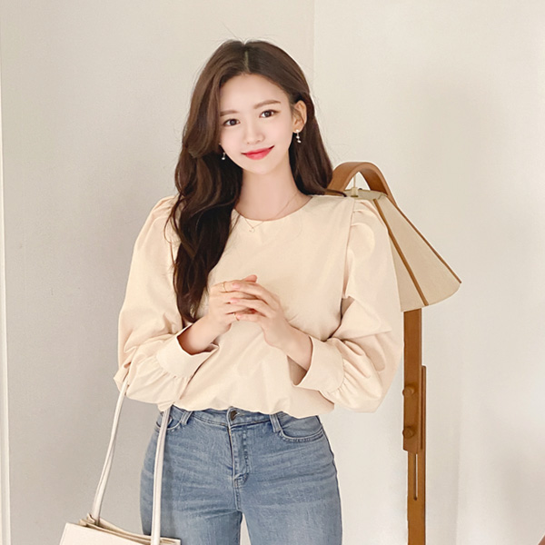 bs5657 스프링 컬러 구성의 로맨틱 퍼프 숄더 디자인 라운드넥 블라우스 blouse
