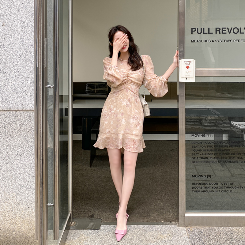 Attrangs Op シャーリングフレアミニワンピース