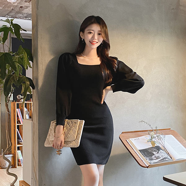 op10783 슬림한 S라인 실루엣의 퍼프소매 스퀘어넥 H라인 니트 미니원피스 dress