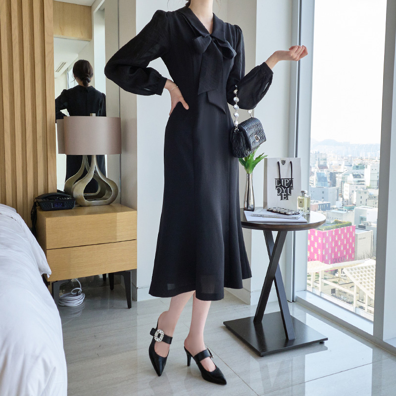 クーポン配布中 交換無料 英国発 Coast ネックボウタイ 背中あきワンピース Black 在庫限りセール Www Premiervbleague Com