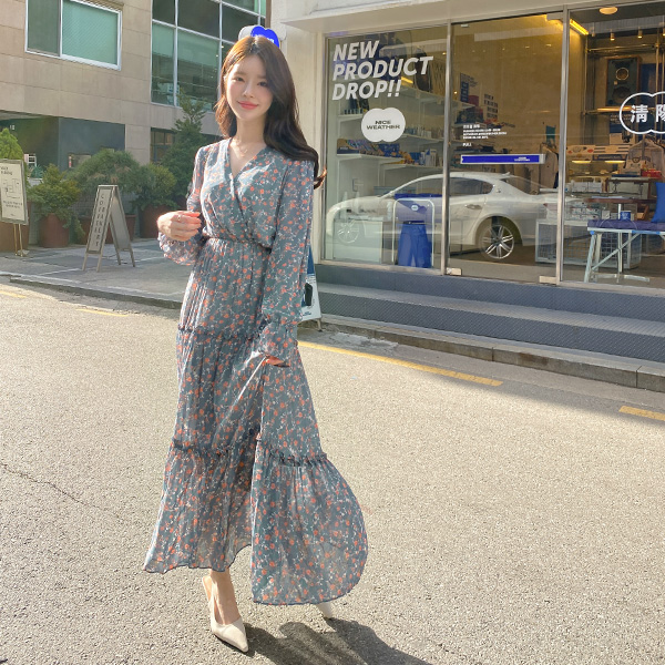 op11046 감성이 느껴지는 플라워 패턴의 2단 캉캉 랩 주름 롱 원피스 dress
