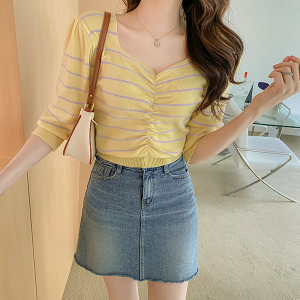 nt2676 캐쥬얼한 스트라이프 패턴의 7부 소매 하트넥 세미크롭 셔링 니트 knit