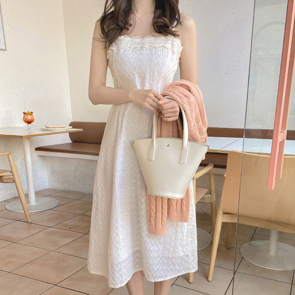 op11202 청순함이 느껴지는 플라워 자수 레이스 뷔스티에 롱원피스 dress