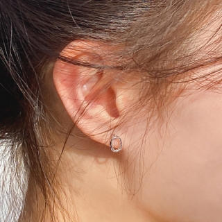 다양한 스타일의 4가지 타입 레이어드 이어링 세트 earring set