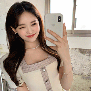 페미닌한 트위드 배색라인의 은장버튼 스퀘어넥 A라인 미니 원피스 dress