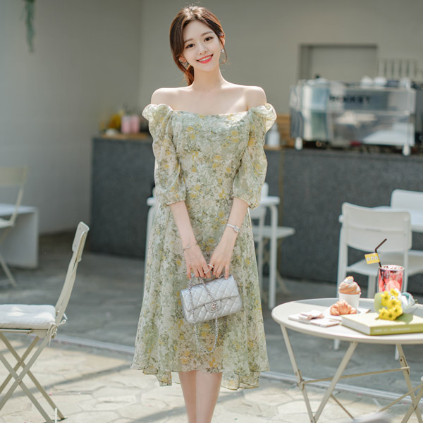 op11369 화사한 플라워 패턴의 스퀘어넥 앤 오프숄더 2way 플레어 롱 원피스 dress