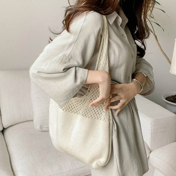 bg1323 소프트한 텍스쳐와 센스있는 짜임의 그물 니트 숄더백 bag