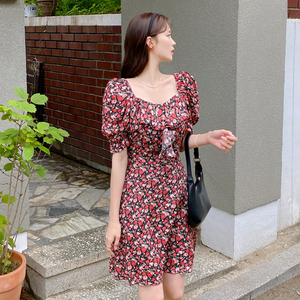 op11813 잔꽃 플라워 패턴과 미니기장 플레어라인 디자인의 스퀘어넥 프릴 원피스 dress