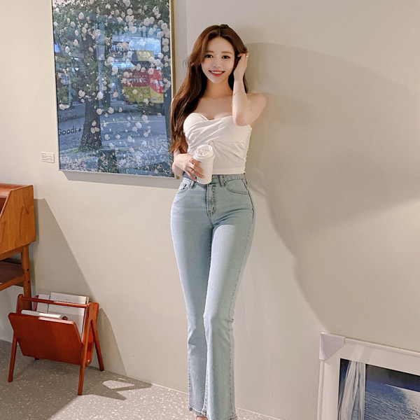 ts2587 글램한 라인을 연출해주는 캡내장 랩 셔링 크롭 슬리브리스 나시 tee