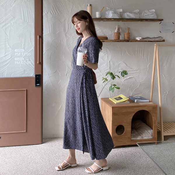 op11963 로맨틱한 랩 디자인의 플라워 패턴 V넥 롱 원피스 dress