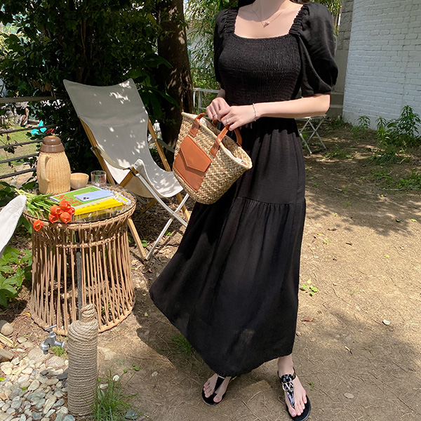 op12004 스모크 밴딩 디자인의 린넨혼방 플레어라인 캉캉 반팔 롱 원피스 dress