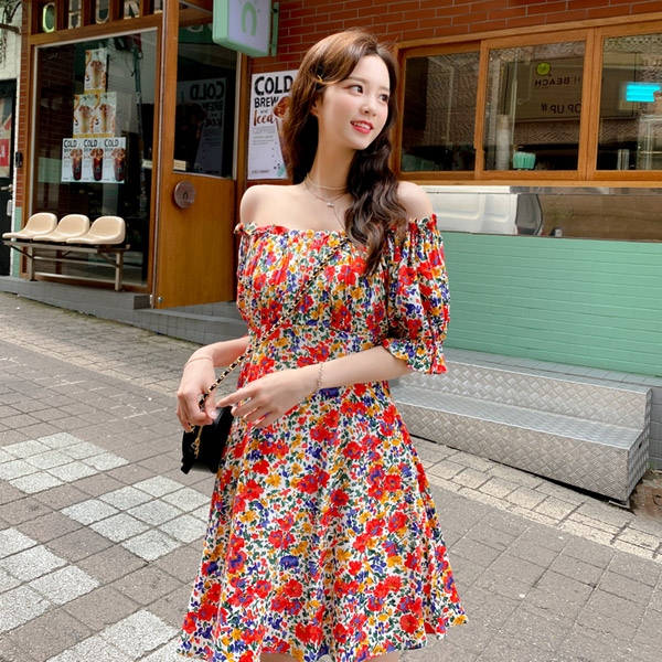 op12135 걸그룹 스타일의 플라워패턴 오프숄더 미니 플레어 원피스 dress