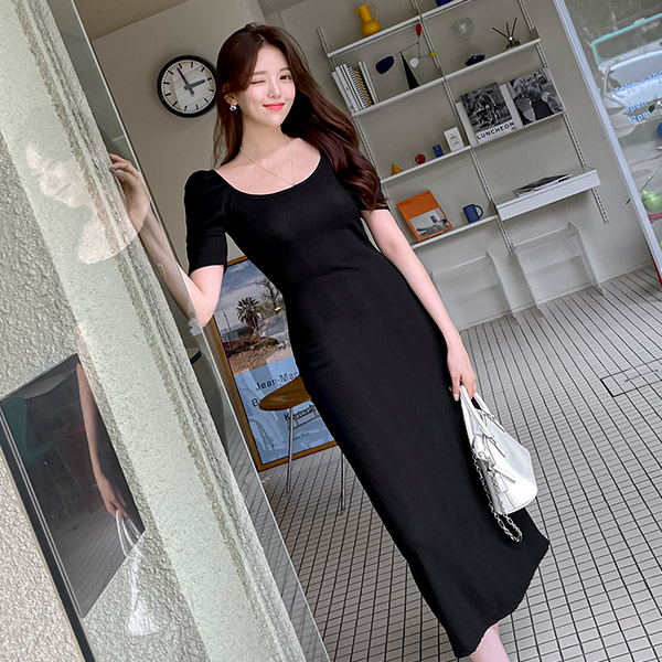 op12340 러블리한 퍼프소매 디자인의 잔골지패턴 슬림핏 스퀘어넥 롱원피스 dress