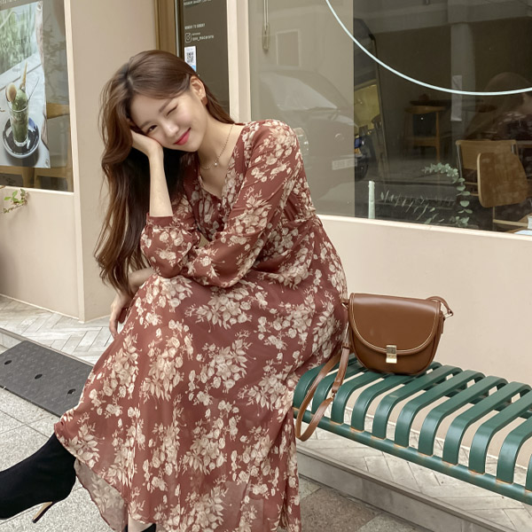 op12604 가을감성이 물씬 느껴지는 플라워패턴 V넥 쉬폰 롱원피스 dress