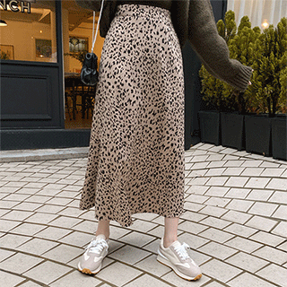 스타일리쉬한 레오파드 패턴의 뒷밴딩 롱 스커트 skirt