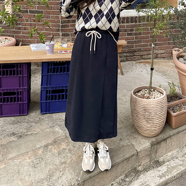 sk5070 탄탄하고 편안한 데일리 풀밴딩 트레이닝 스커트 skirt