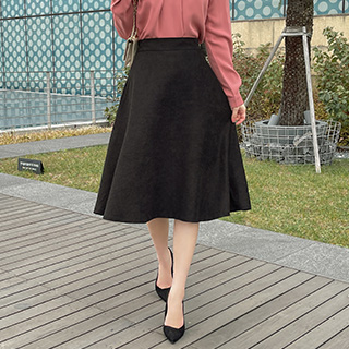 sk5135 부드러운 스웨이드 감촉의 3기장 타입 플레어 스커트 skirt