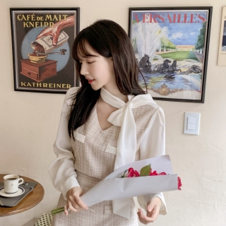 스페셜한 트위드 배색의 리본 타이 쉬폰 블라우스 blouse 벚꽃룩