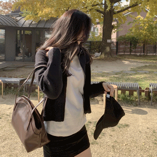 퀄리티 높게 제작된 데일리 하이넥 이중지퍼 집업 니트 가디건 cardigan 벚꽃룩
