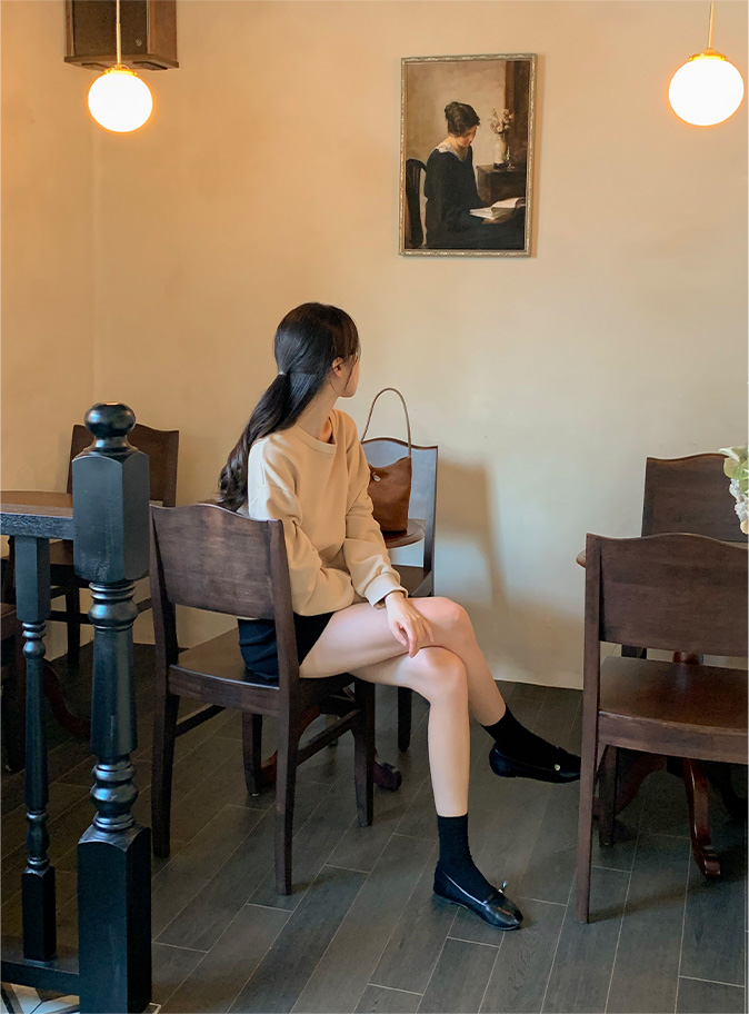 [색감대박/루즈핏] 센노 라운드넥 세미 크롭 루즈 자수 맨투맨 데이트룩,데일리룩,나들이룩,출근룩,마실룩 ts3820 상세 이미지 66