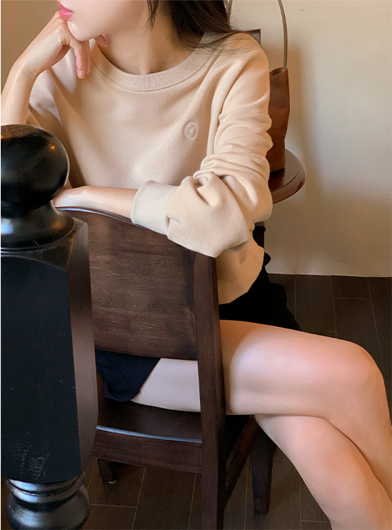 [색감대박/루즈핏] 센노 라운드넥 세미 크롭 루즈 자수 맨투맨 데이트룩,데일리룩,나들이룩,출근룩,마실룩 ts3820 상세 이미지 67