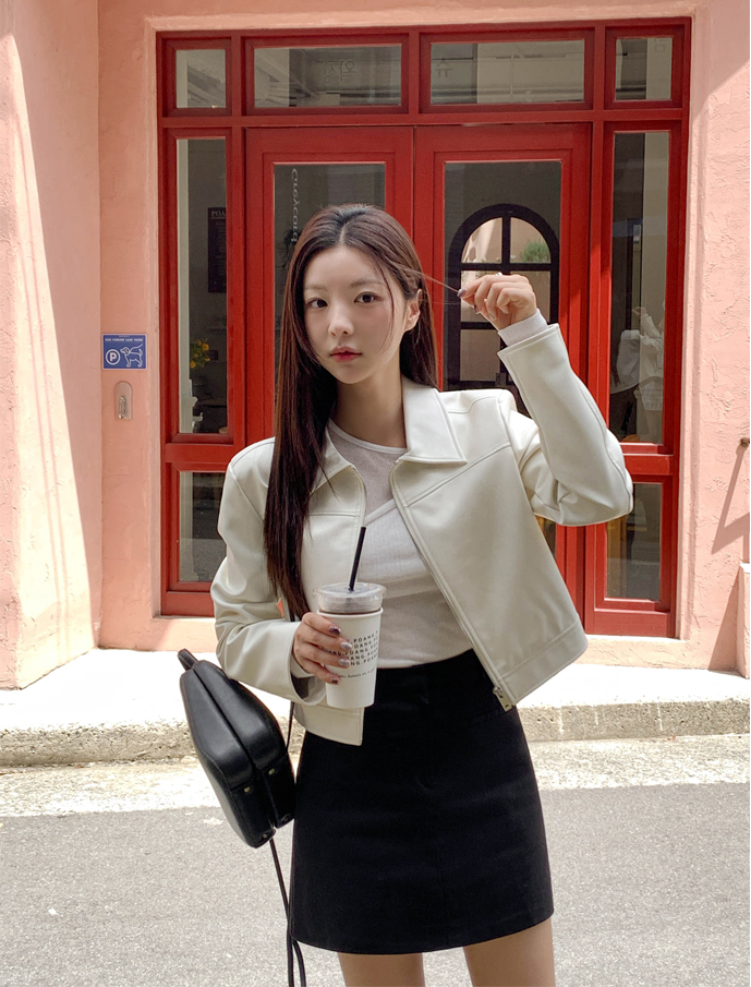 [기획특가/최저가] 비건 비스코스 레더 크롭 블루종 자켓 데이트룩,마실룩,나들이룩,데일리룩,출근룩,봄자켓,가죽자켓,레더자켓 jk2797 상세 이미지 24