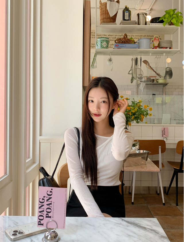 [기획특가/최저가] 비건 비스코스 레더 크롭 블루종 자켓 데이트룩,마실룩,나들이룩,데일리룩,출근룩,봄자켓,가죽자켓,레더자켓 jk2797 상세 이미지 36