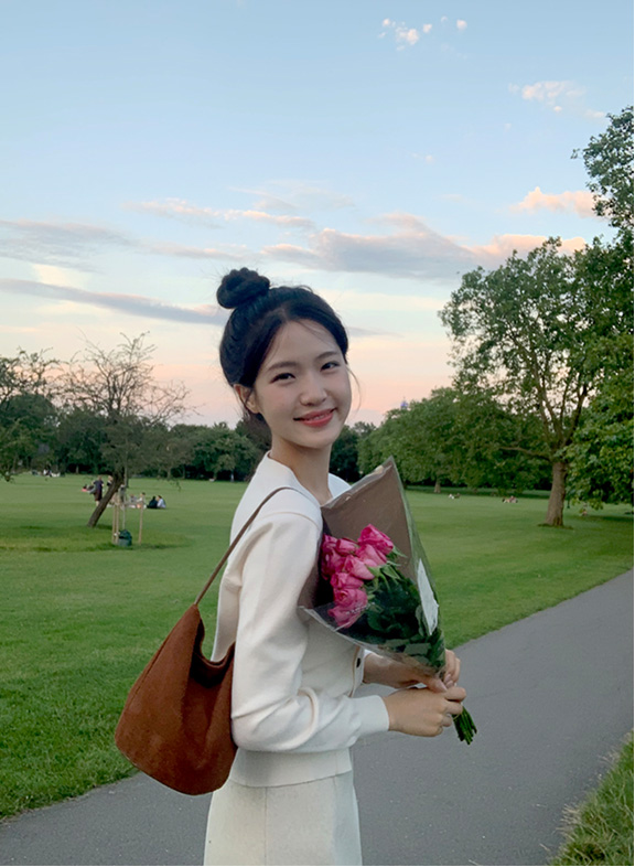 🚚당일발송 [프리미엄원단,크롭가디건] 프레스 브이넥 세미크롭 긴팔 니트 가디건 크롭가디건 브이넥가디건 슬림핏가디건 여리핏코디 꾸안꾸룩 데일리룩] 프레스 브이넥 세미크롭 긴팔 니트 가디건 하객룩가디건 데이트룩,나들이룩,출근룩,오피스룩,면접룩,니트가디건,봄옷,봄가디건,크롭가디건 cd3142 통통 상세 이미지 87